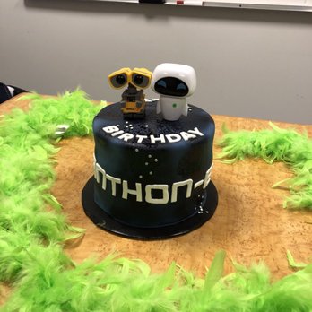 CakeFace Cupcakes - Custom Cakes Near Me