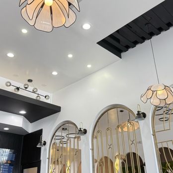 Cafes Quan - Cafes Near Me - Westminster, California