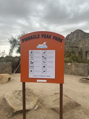 Pinnacle Peak by null