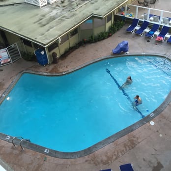 Surfer Beach Hotel - View of the pool from my room - San Diego, CA