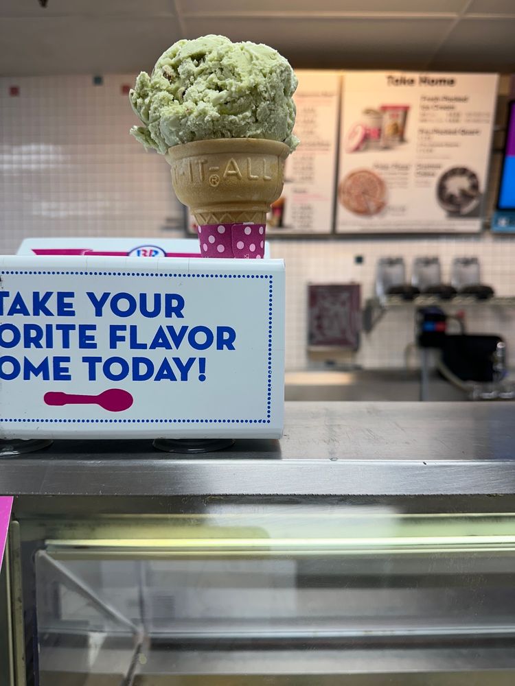 BASKIN ROBBINS 29 Photos & 33 Reviews 1123 S Mission Rd, Fallbrook