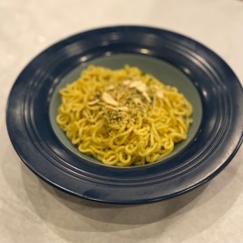 Karai Crab - Garlic Noodles - Seafood Near Me - Honolulu, Hawaii