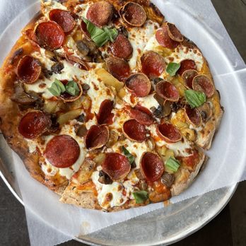 The Oven Pizza - Small Margherita with pepperoni, mushroom and banana peppers - Pizza Near Me - Wexford, Pennsylvania