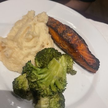 Dantanna's - Well salmon(without the mushrooms on top that comes with it), garlic mash and broccoli - Sports Bars Near Me - Atlanta, Georgia Dantanna's - Well salmon(without the mushrooms on top that comes with it), garlic mash and broccoli - Sports Bars Near Me - Atlanta, Georgia