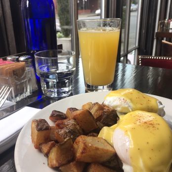 Cafe Nell - Steak and blue cheese benedict - New American Near Me - Portland, Oregon Cafe Nell - Steak and blue cheese benedict - New American Near Me - Portland, Oregon