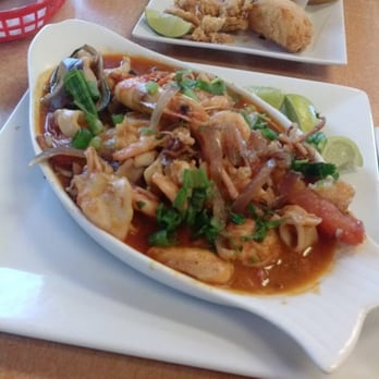 El Pollo Imperial - Sudado de Mariscos - Peruvian Near Me - Long Beach, California El Pollo Imperial - Sudado de Mariscos - Peruvian Near Me - Long Beach, California