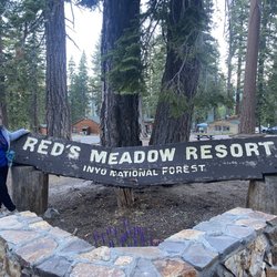 Red's Meadow General Store - Entrance