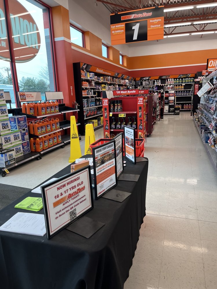 AUTOZONE Updated August 2024 200 W Lincoln Hwy, Penndel
