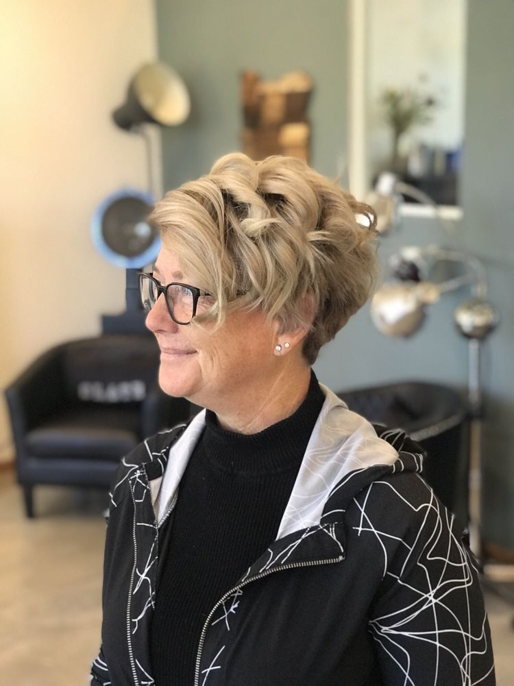 Slate Hair & Design Logo
