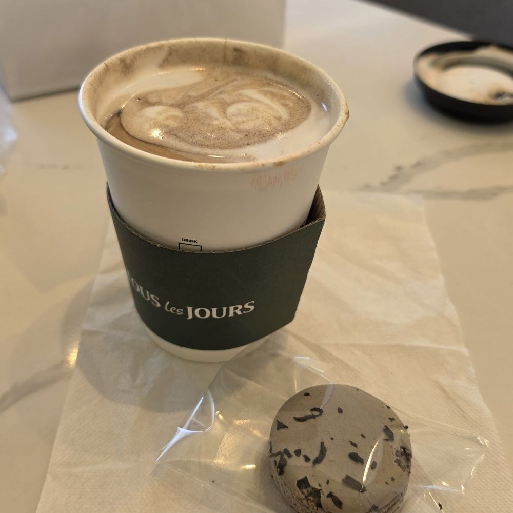 Tous Les Jours - Milk tea latte - Bakeries Near Me - San Ramon, California Tous Les Jours - Milk tea latte - Bakeries Near Me - San Ramon, California