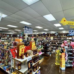 Bulldog Liquor & Wine - Inside