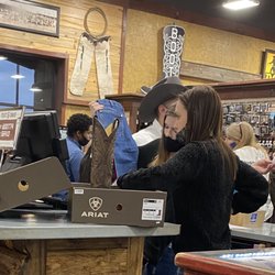 Cavender's Western Outfitter - Not wearing masks correctly