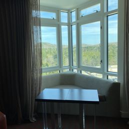 Alcove seating