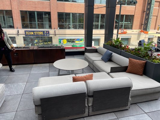 Pivot Bar and Balcony by null