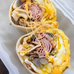 Whites Ferry Store & Grill - Breakfast wrap + mushrooms