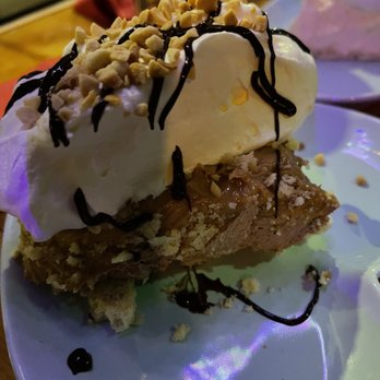 Pie Bar - Mud pie, although it's more of a peanut butter cream pie! - Cocktail Bars Near Me - Seattle, Washington Pie Bar - Mud pie, although it's more of a peanut butter cream pie! - Cocktail Bars Near Me - Seattle, Washington