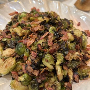 Tasty By Maria - Crispy bacon brussels sprouts - Personal Chefs Near Me Tasty By Maria - Crispy bacon brussels sprouts - Personal Chefs Near Me