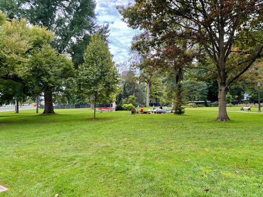 Queen Victoria Park by null