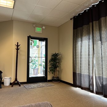 Warms Springs Dental - Waiting area - General Dentistry Near Me - Boise, Idaho Warms Springs Dental - Waiting area - General Dentistry Near Me - Boise, Idaho
