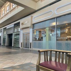 Signature Salon & Spa - Salon