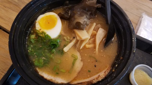 midnite ramen by null