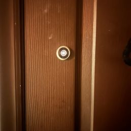 The peep hole in the massage room I was in!