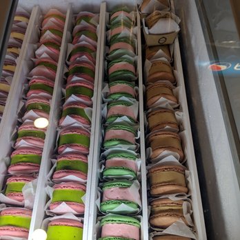 Crazy BBQ - Yes macaroon ice cream sandwiches - Korean Near Me - Bakersfield, California