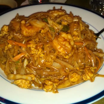 Taipei Tokyo - Shrimp pad thai - Chinese Near Me - Monroeville, Pennsylvania