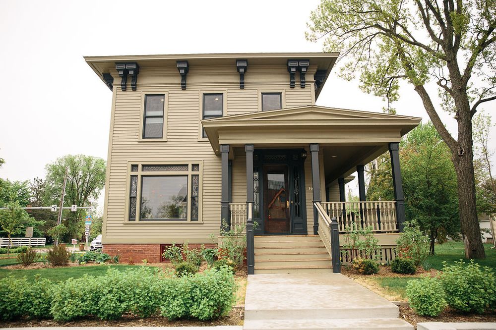 CLAFLIN HOUSE Updated July 2024 1665 Main St, Stevens Point