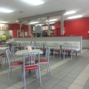 Burger King - empty tables and chairs in a restaurant - Burgers Near Me - Lexington, South Carolina Burger King - empty tables and chairs in a restaurant - Burgers Near Me - Lexington, South Carolina