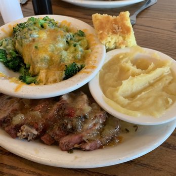 Davis Wayne's - Jerk Pork with habanero pineapple sauce, broccoli, and mashed potatoes - Soul Food Near Me - Ooltewah, Tennessee