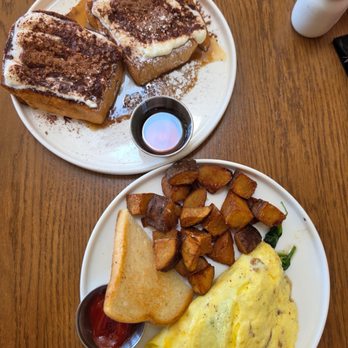 The Peach - A beautiful spread - Breakfast & Brunch Near Me - Oakland, California