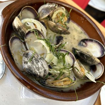 Lonely Siren - Clams - Cocktail Bars Near Me - Seattle, Washington Lonely Siren - Clams - Cocktail Bars Near Me - Seattle, Washington