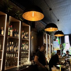 Silver Street by Taj - Bar area
