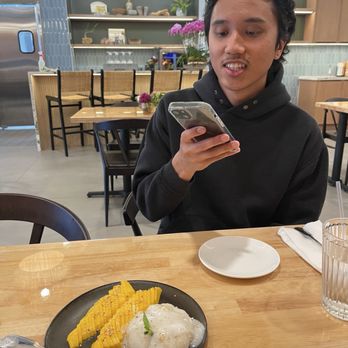 Ari's Thai Eatery - Sticky mango rice - Thai Near Me - Azusa, California