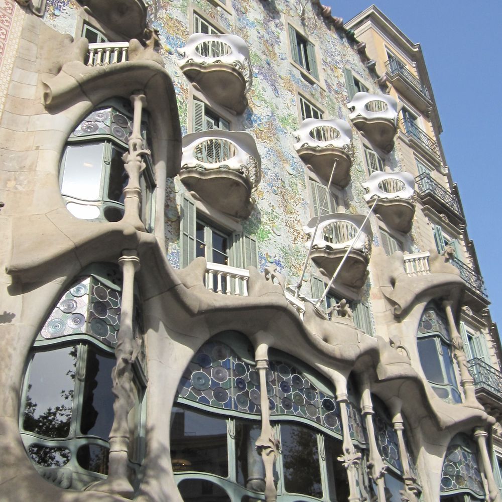 Forever Barcelona - Casa Batlló - Food Tours Near Me - Barcelona, B