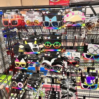 Diddams Party & Toy Store - Interior - Party Supplies Near Me - San Carlos, California