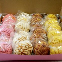 Superior Cakes and Bakery