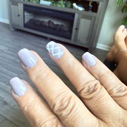 1st Nails - Mani