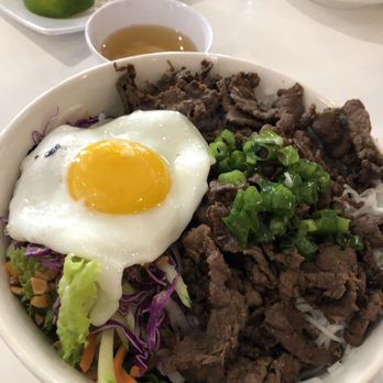 Pho Please - vermicelli bowl with lemongrass beef - Vietnamese Near Me - Austin, Texas Pho Please - vermicelli bowl with lemongrass beef - Vietnamese Near Me - Austin, Texas