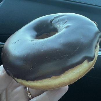 Dunkin' - Chocolate frosted donut - Donuts Near Me - Waynesboro, Virginia