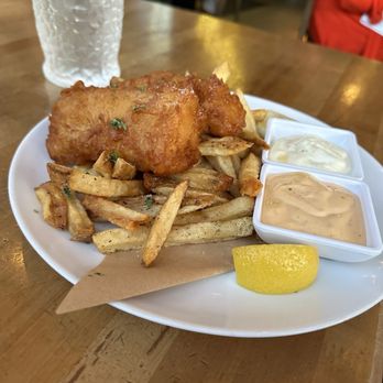 Roe Seafood Restaurant - Fish & Chips - Seafood Near Me - Long Beach, California Roe Seafood Restaurant - Fish & Chips - Seafood Near Me - Long Beach, California