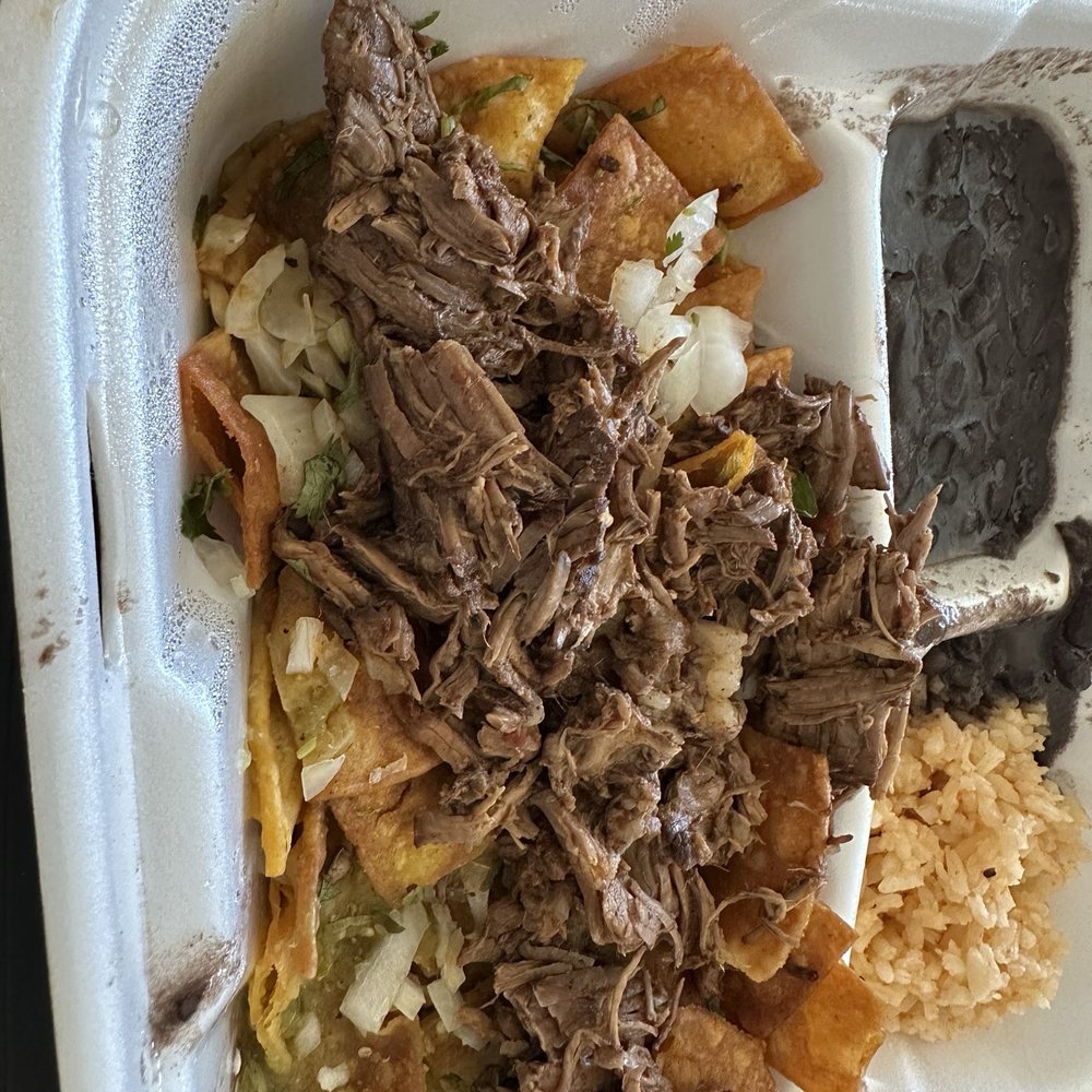 Devorame - Chilaquiles no dairy - Food Trucks Near Me - Los Angeles, California