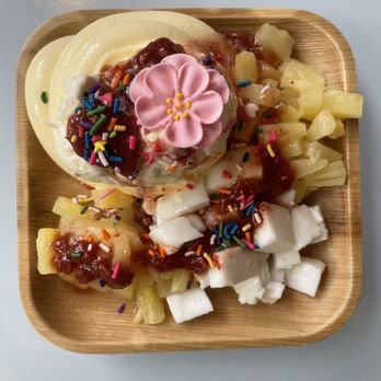 Kokoro Cafe - Coconut dream - Desserts Near Me - Honolulu, Hawaii