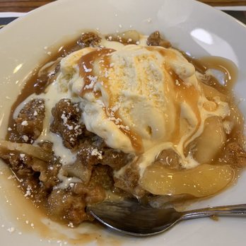 Denny's - Apple crisp with salted caramel ice cream - Diners Near Me - Orlando, Florida
