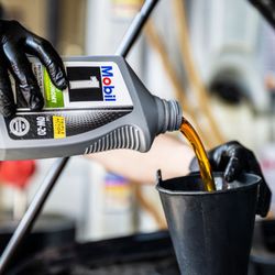 Take 5 Oil Change