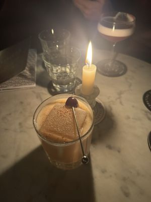 Vintage Cocktail Club by null