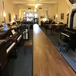 Main Level showroom
