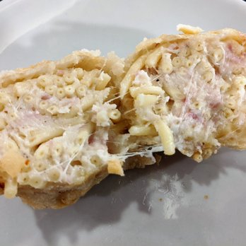 I Masanielli - Francesco Martucci - I Masanielli da Francesco Martucci 01/15/2020: Frittatina di Pasta di Gragnano with Povolone (interior) - Pizza Near Me - Caserta, CE
