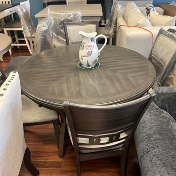 Hollywood Furniture - Furniture Stores Near Me - Oxnard, California Hollywood Furniture - Furniture Stores Near Me - Oxnard, California